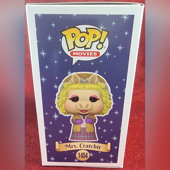 Mrs. Cratchit funko # 1454 (nib) With pop protector - Picture 6 of 7
